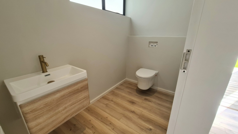 3 Bedroom Property for Sale in Keurbooms Western Cape